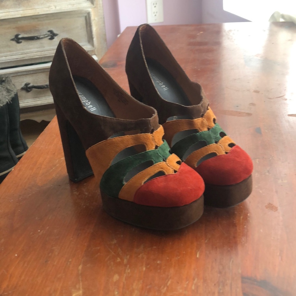 Never worn Jeffrey Campbell heels